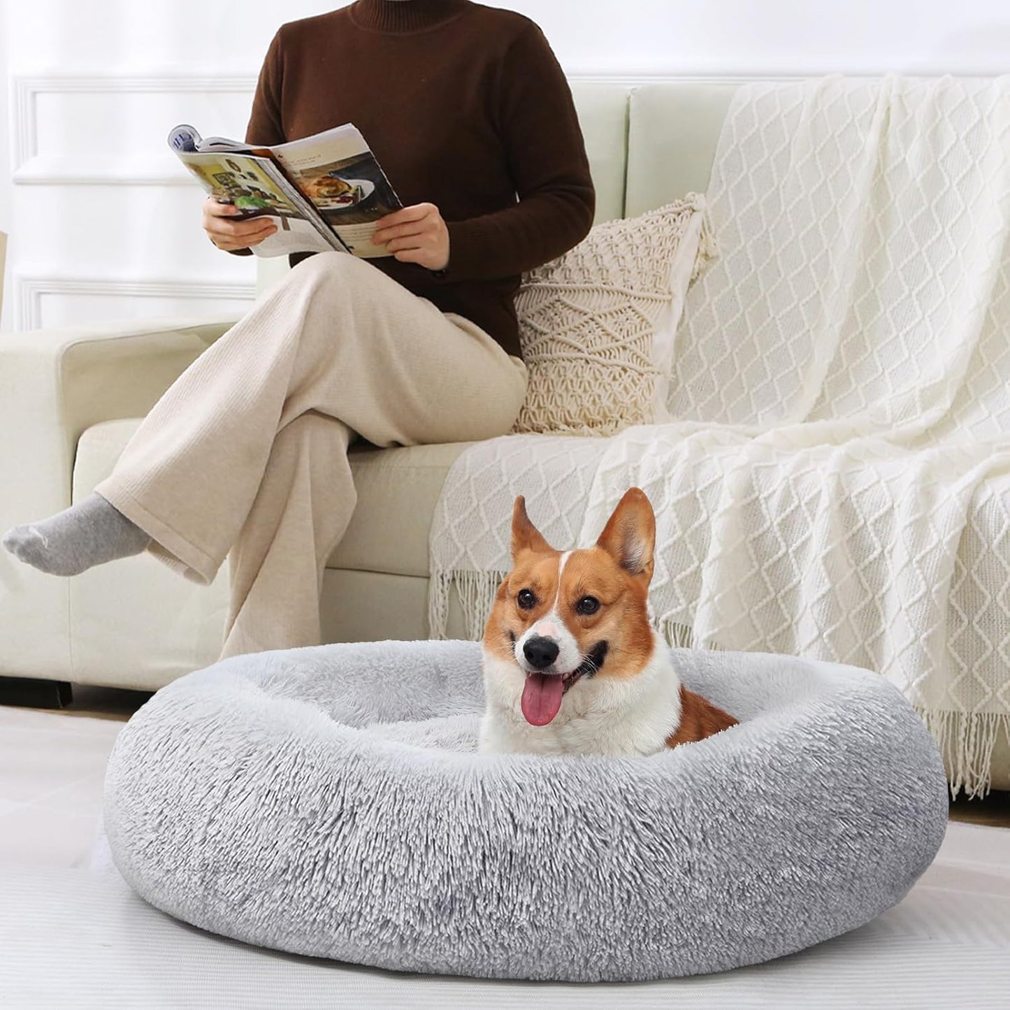 JOLLYVOGUE Small Dog Bed, Calming Soft Anti-Anxiety Donut Cat Bed, (20")