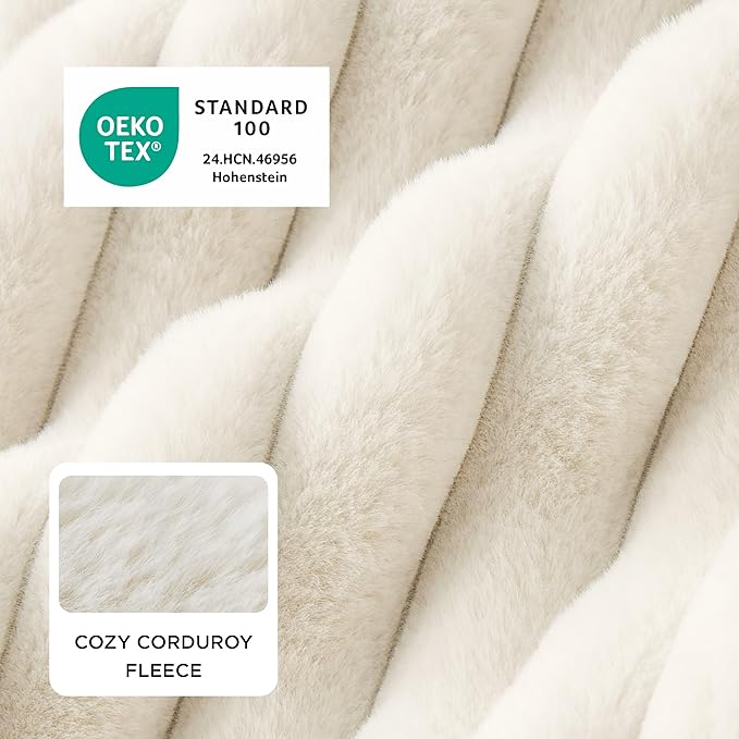 Bedsure ComfyFleece™ Cute Dog Bed for Small Medium Dogs
